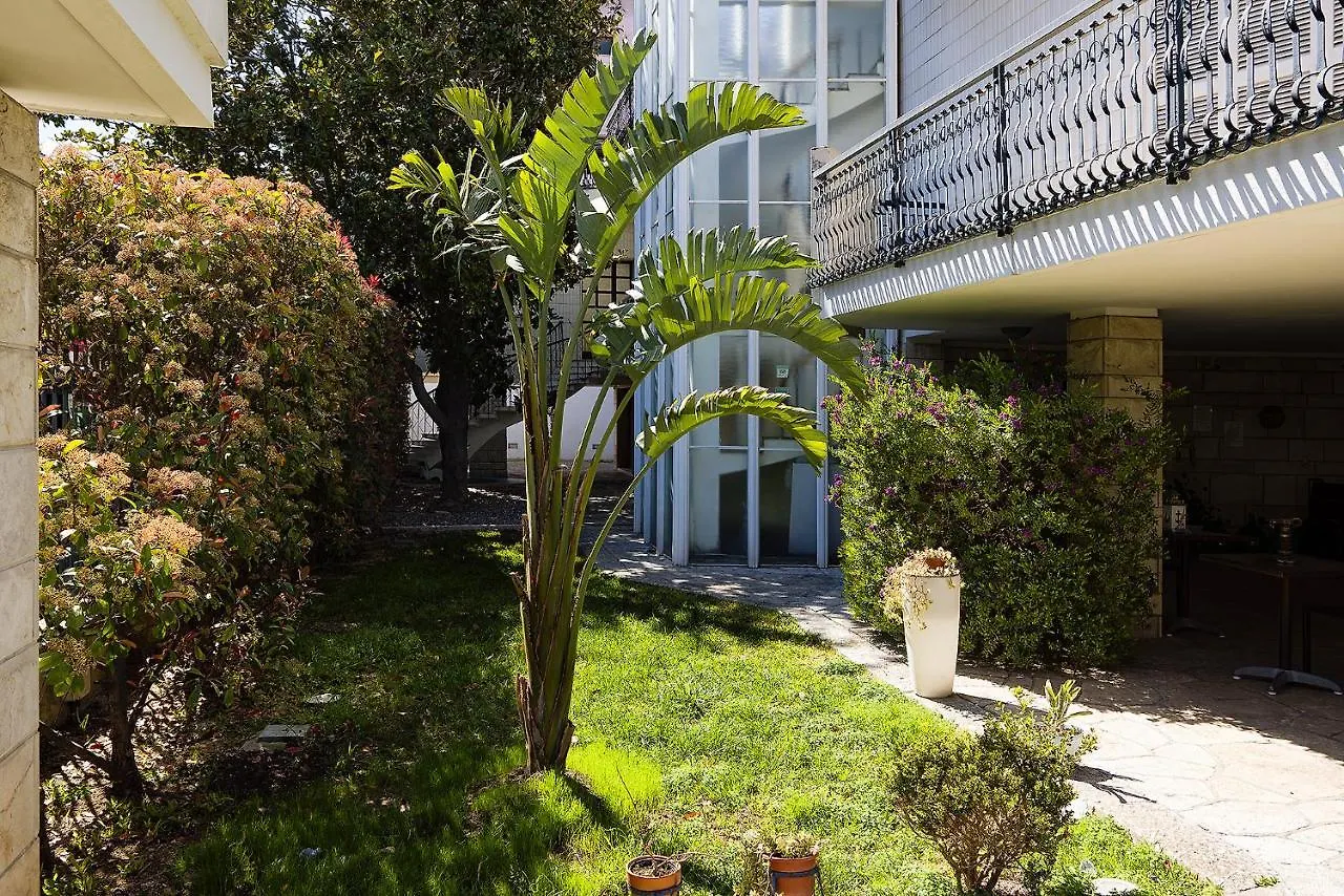 Il Giardino Di Flora Con Piscina Hotel Lecce 0*,  Italy