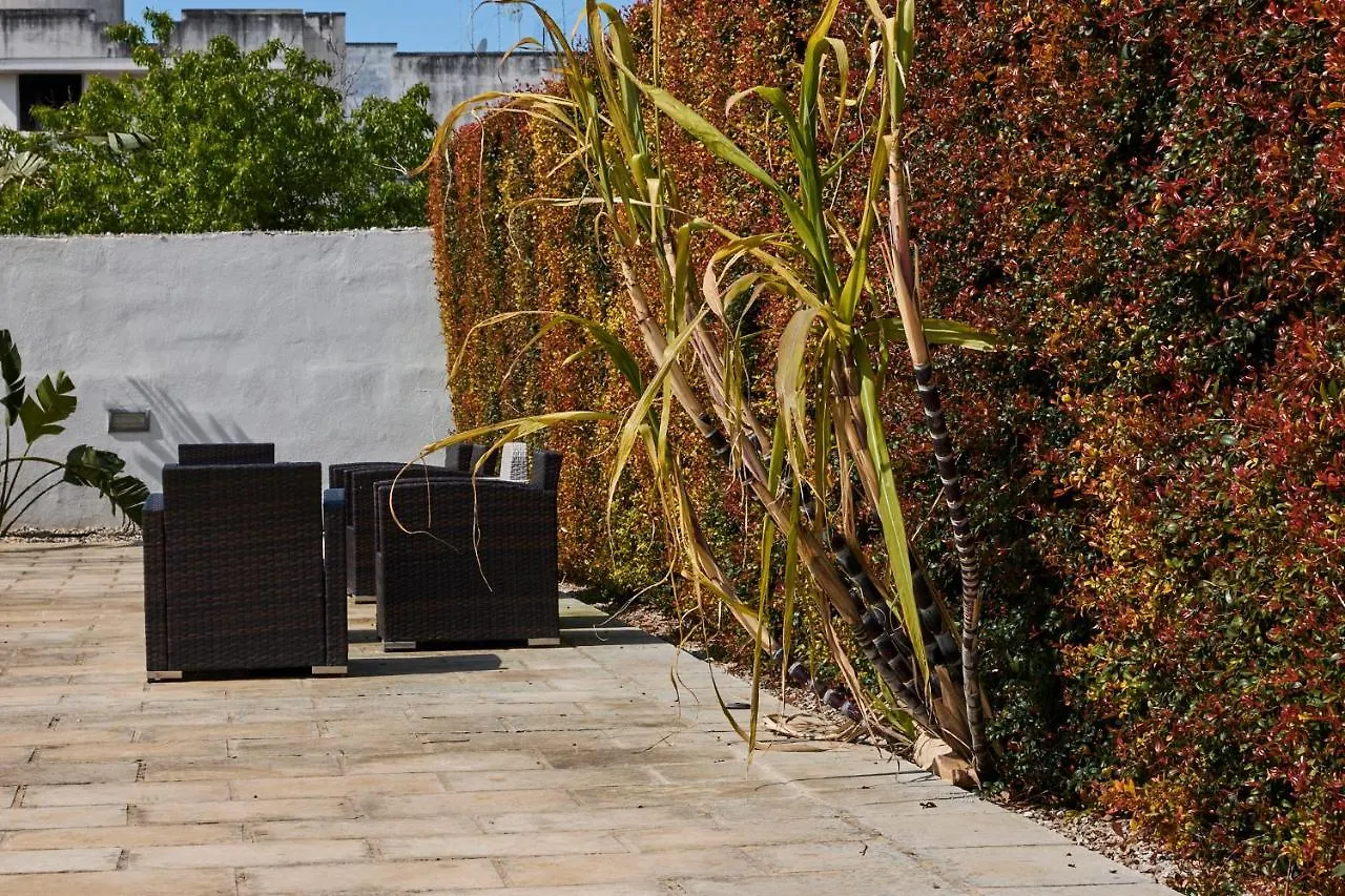 Il Giardino Di Flora Con Piscina Hotel Lecce