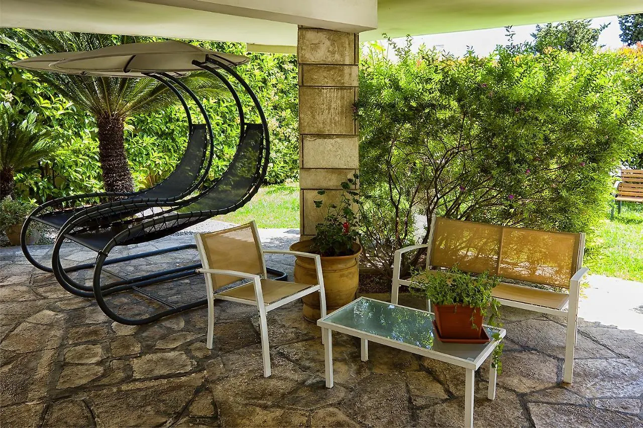 Vendégház Il Giardino Di Flora Con Piscina Hotel Lecce