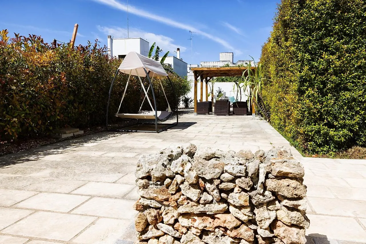 Hotel Il Giardino Di Flora Con Piscina à Lecce